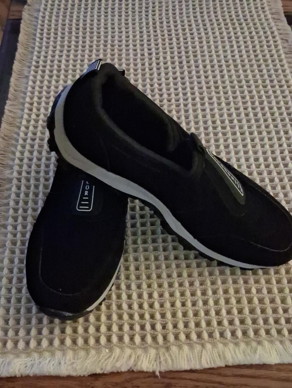 Sporto Black Slip-On Men’s Casual Sneakers Sz 10.5